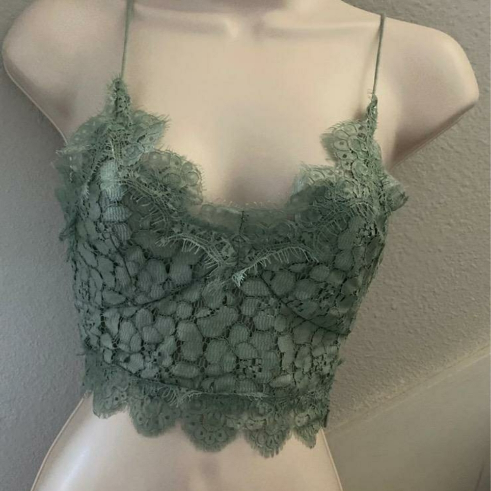 H&M lace top
